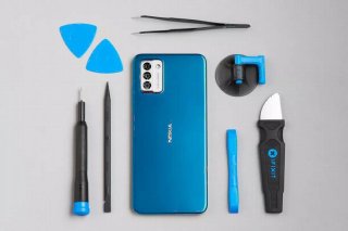 Nokia утверждает, что экран нового смартфона можно заменить за 20 мину